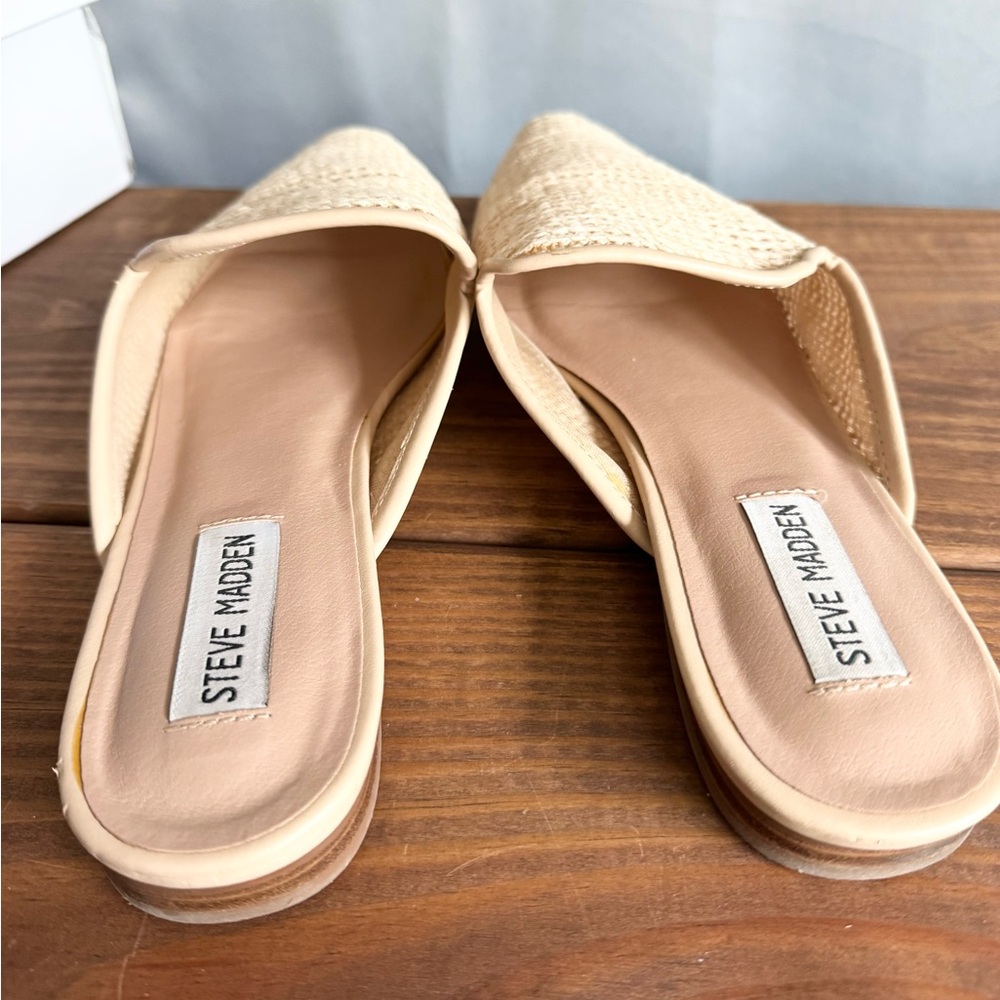Steve Madden Rattan Mules - Picture 4 of 4